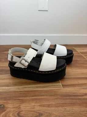 Dr. Marten’s Voss Women’s Leather Strap Platform Sandal- white